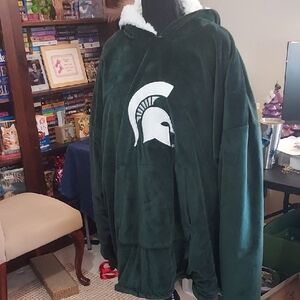 Michigan State Spartans Green Hooded Poncho